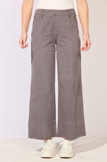 Knit Denim Relax Leg Jeans