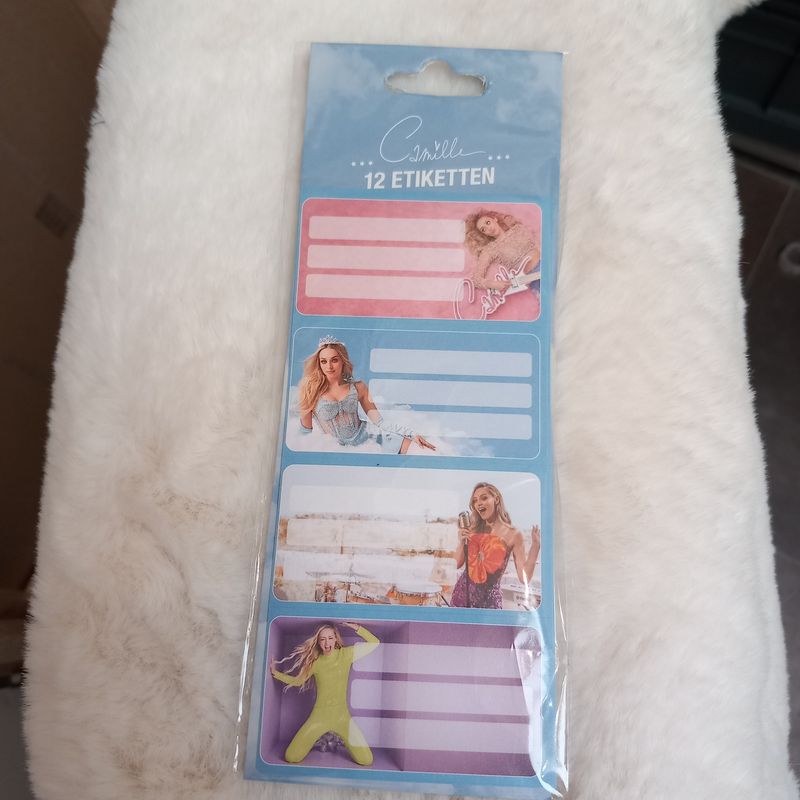 12 etiketten van camile