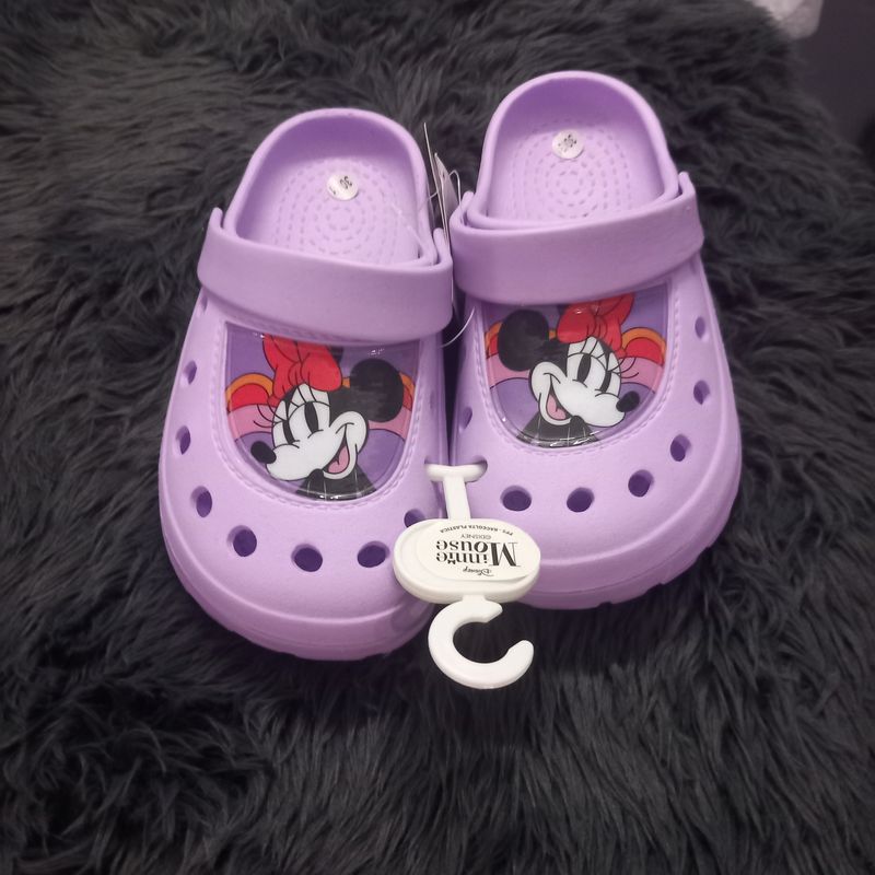 Crocs minnie
