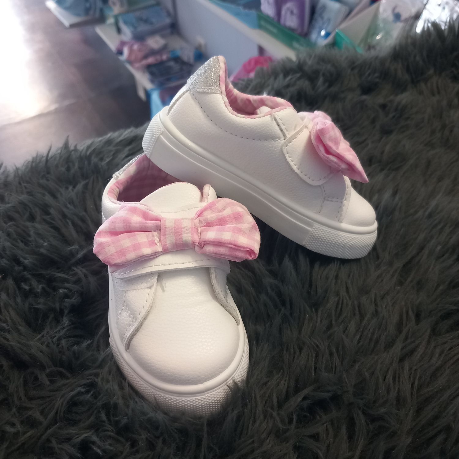 Sportschoenen meisje met strik