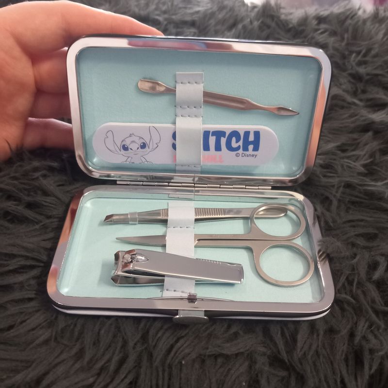 Nagelset stitch