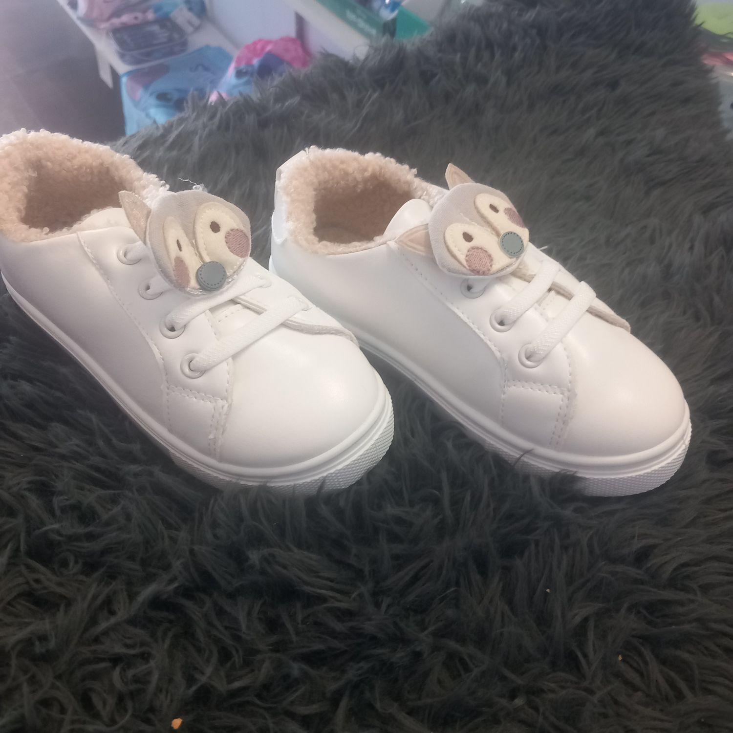 Schoenen Wol