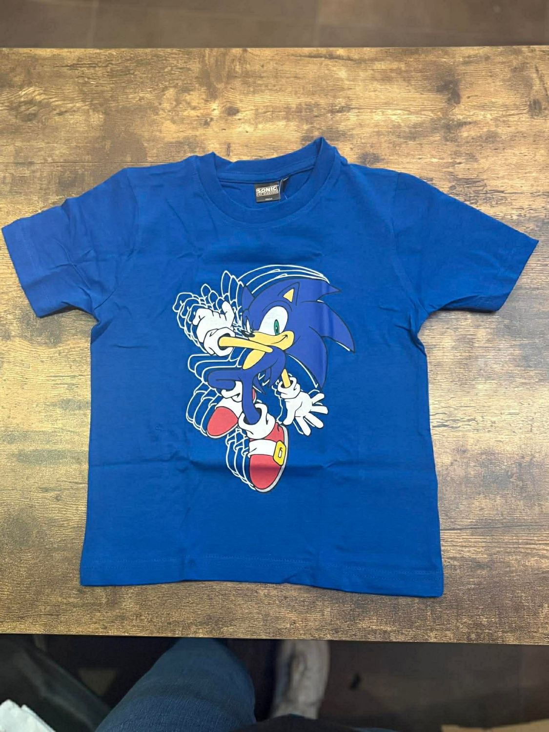 T-shirt sonic