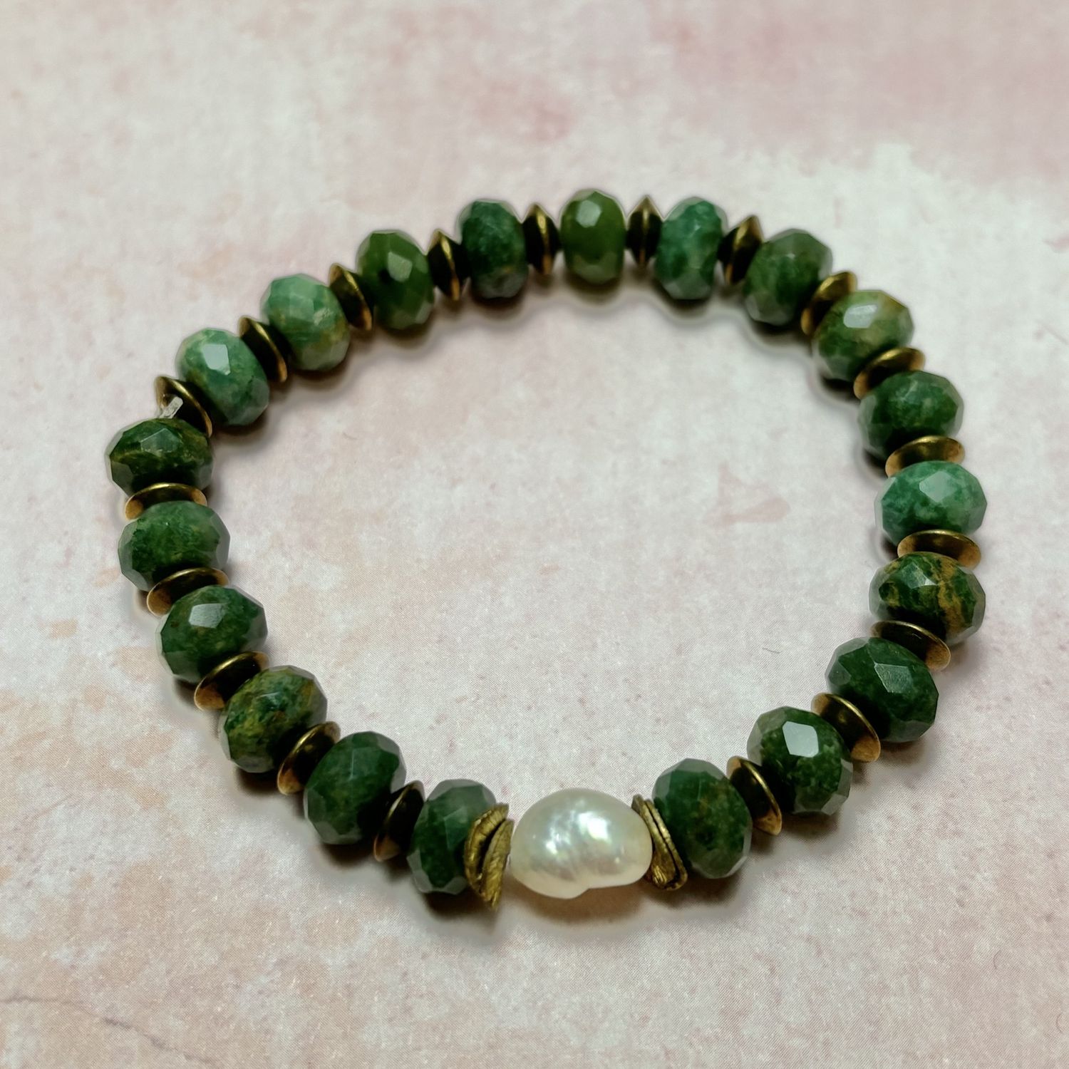 Faceted  Jade &amp; Coin Pearl Bracelet