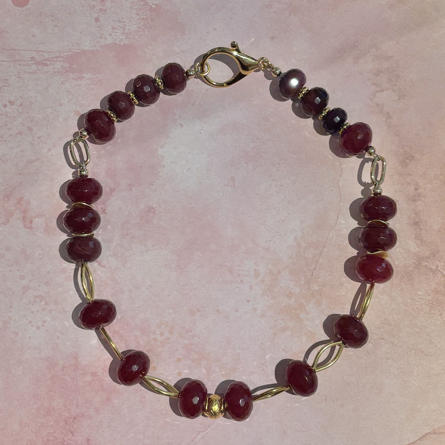 Faceted Garnet &amp; Gold Link Necklace