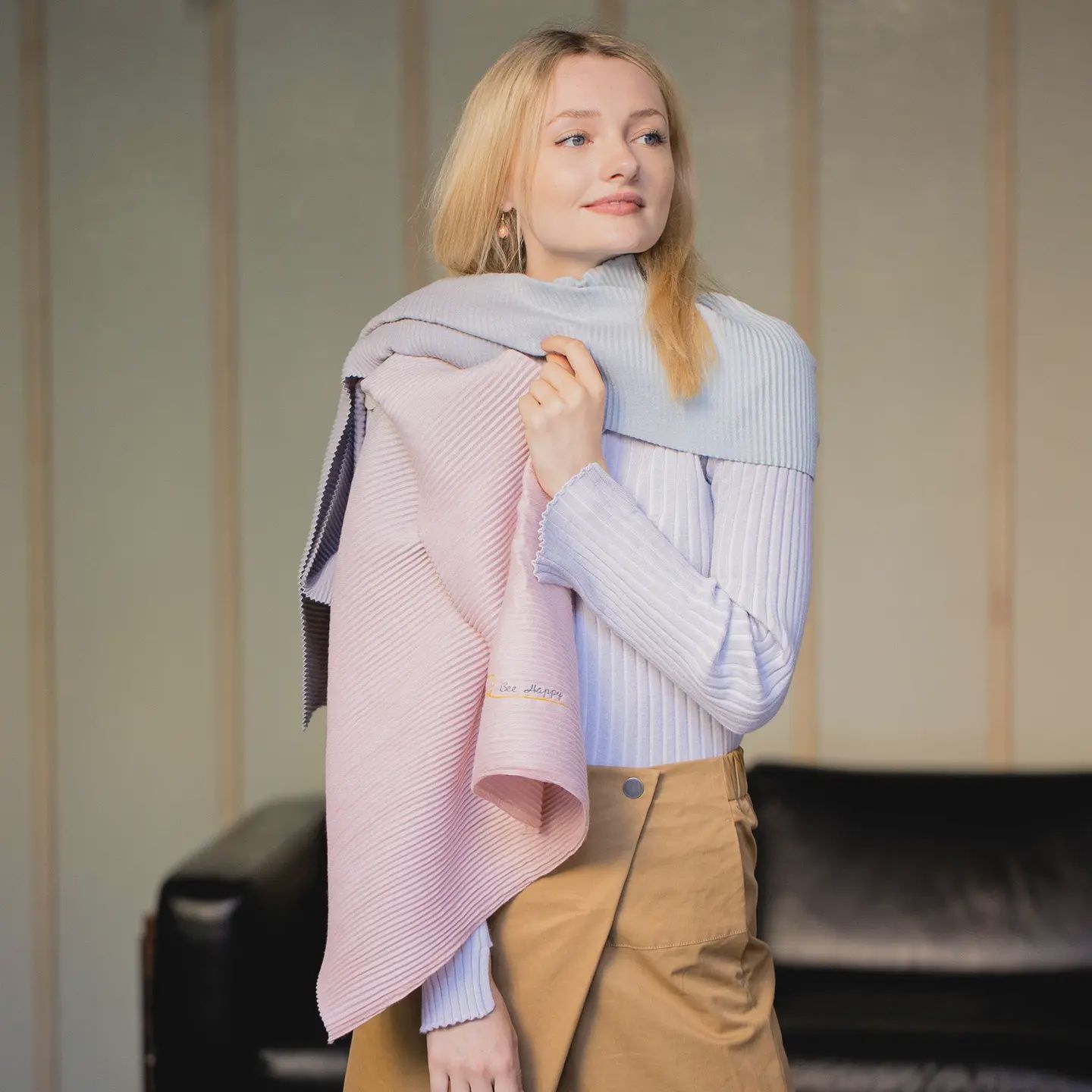 Pleated Cashmere Blend Ombre Scarf