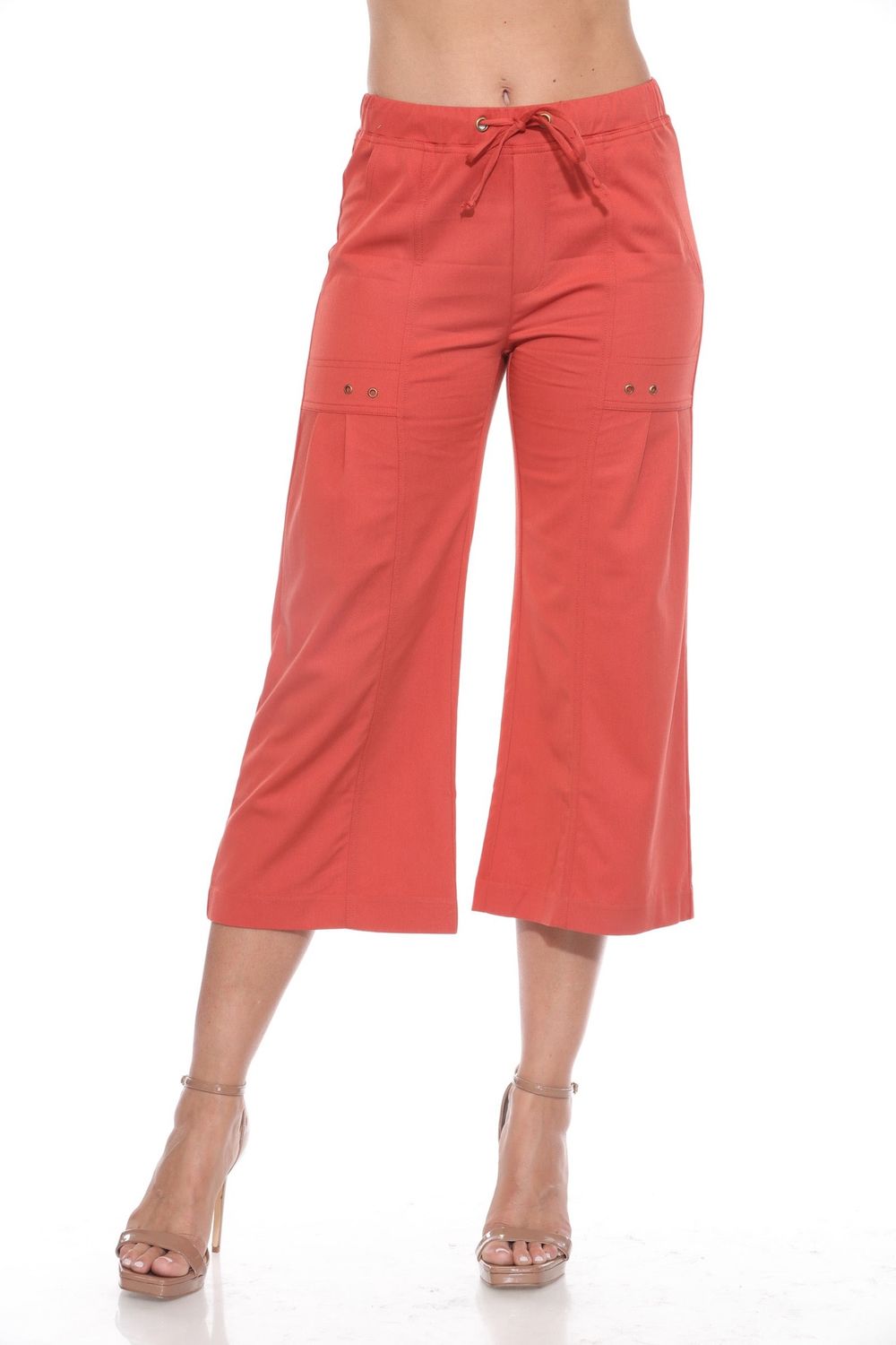 Wide Leg Cargo Capri Pant