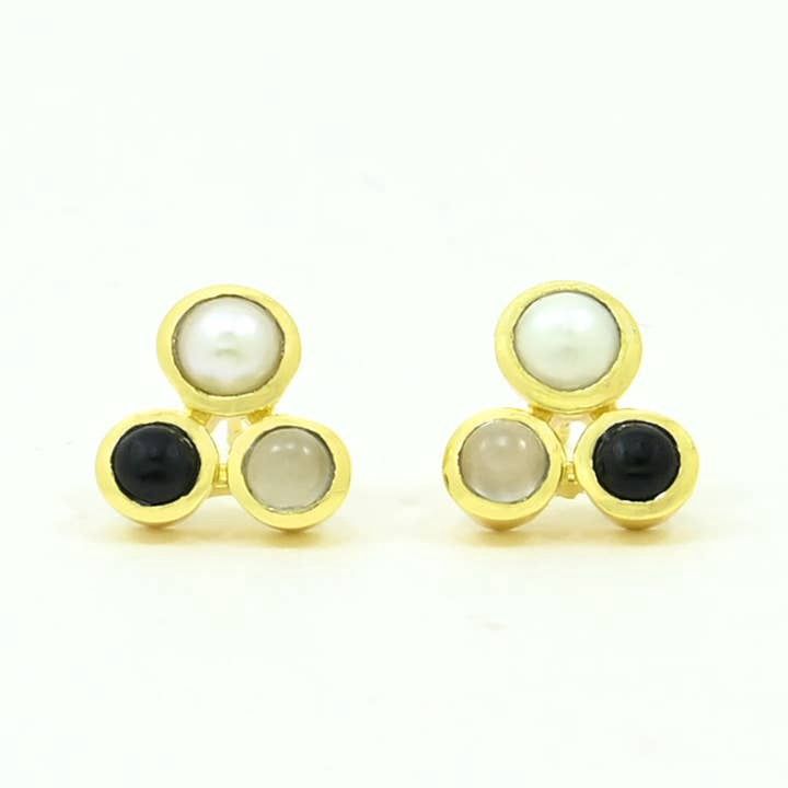 Ada Stud Earring Gold Plated - Pearl, Grey Moonstone &amp; Onyx