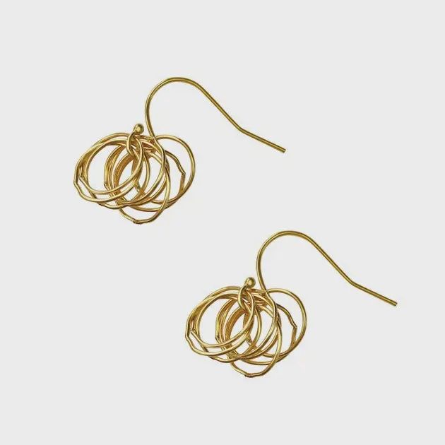 Dainty Cluster Twisted Hoop Earrings