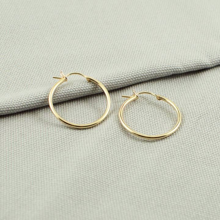 Classic Hinged Hoop Earring Gold Filled 1&quot;