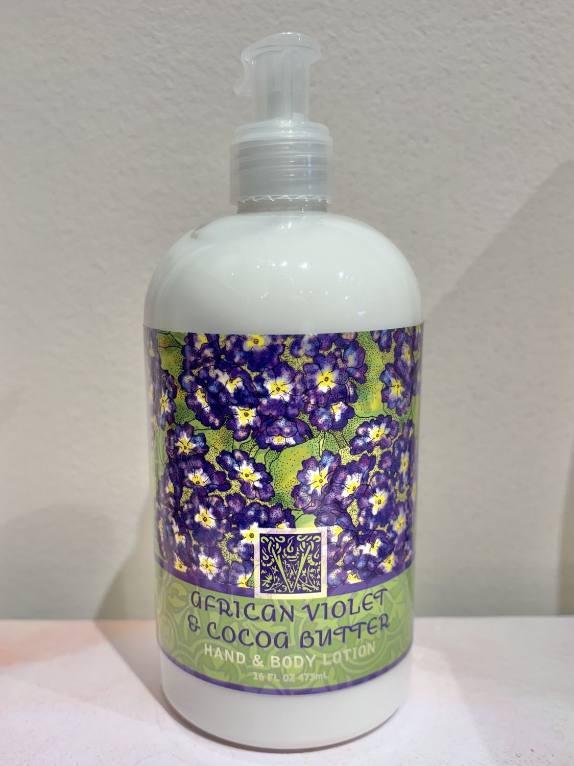 Lotion Bottle 16 oz, Scent: African Violet