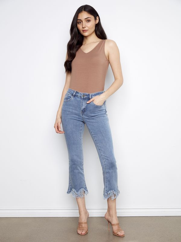 Cropped Stretch Jeans with Fringed Hem