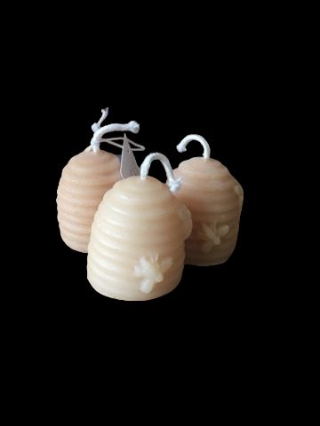 Small bee hive candle