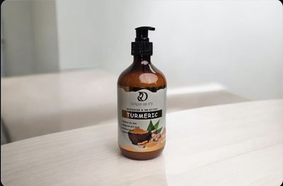 TURMERIC Dark Anti-Acne body lotion 500ml TURMERIC Dark Anti-Acne body lotion 500ml