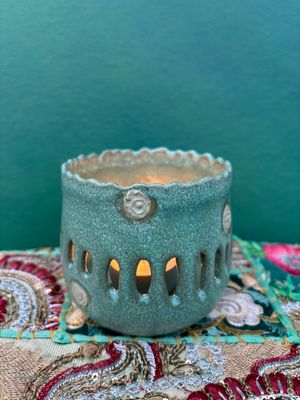 TEA LIGHT HOLDER