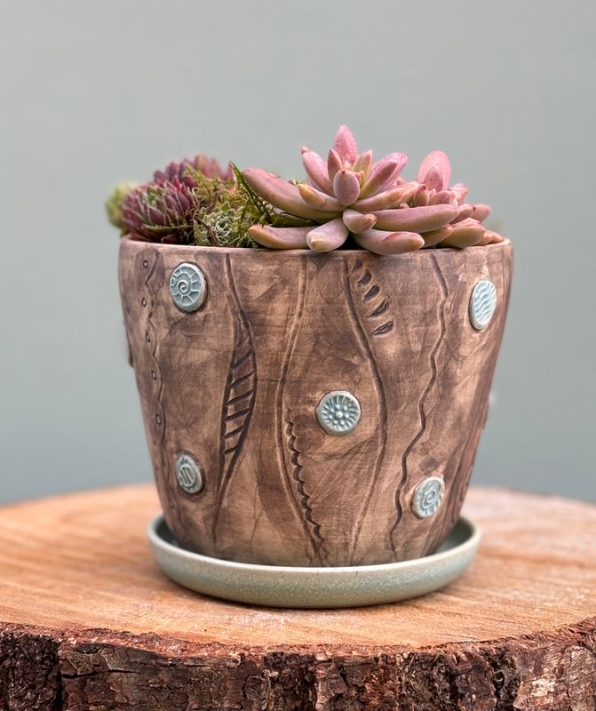 SMALL PLANT POT WITH SAUCER / No.2