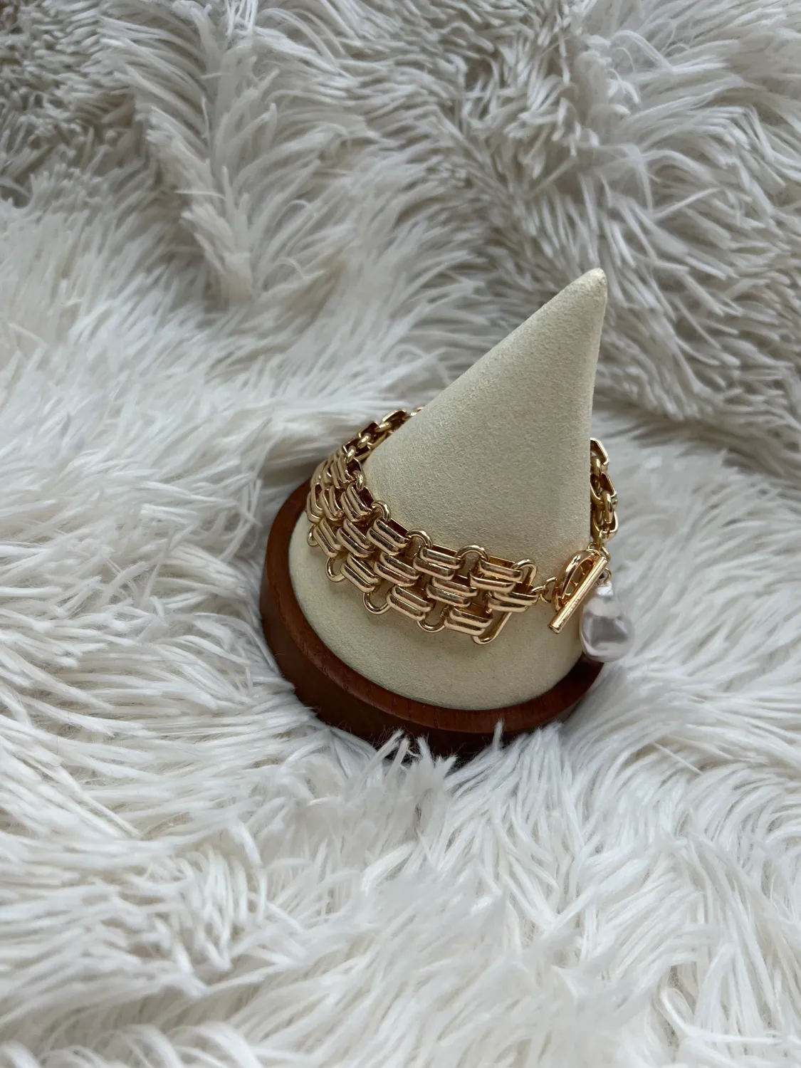Pearl Toggle Clasp Bracelet