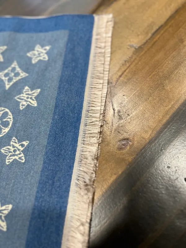 Clover Style Scarf