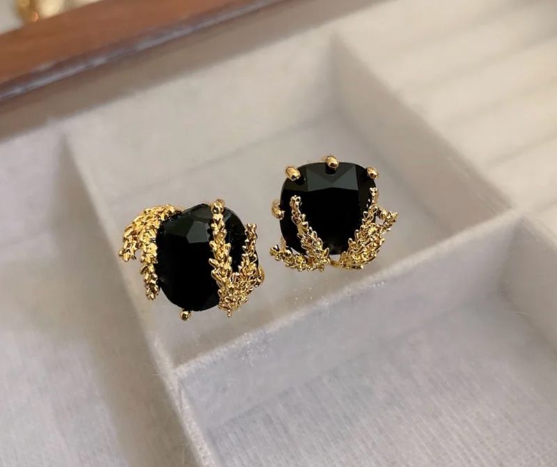 ​Black Stone Earrings - Gold Tone