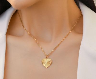 Gold Tone heart Shaped Necklace