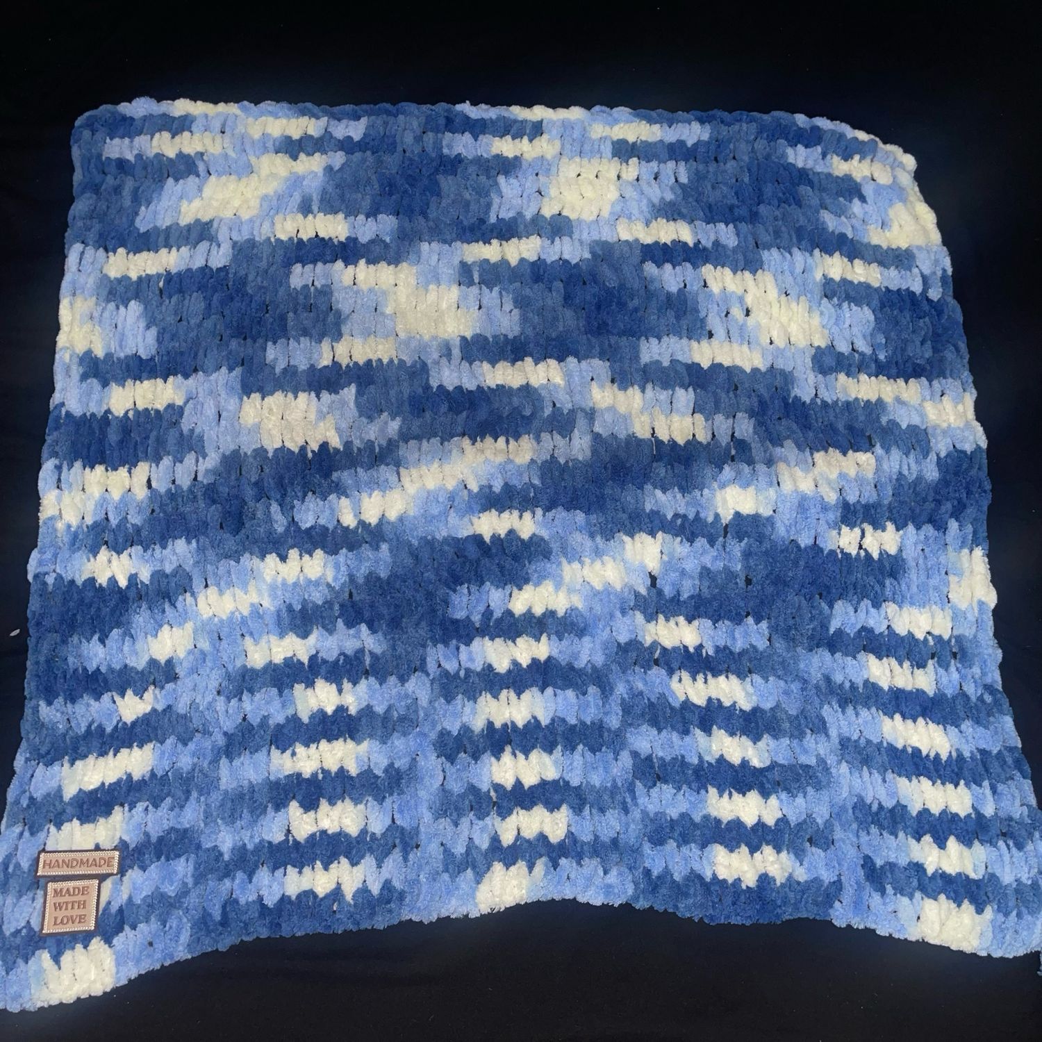 BABY BLANKET  (Loop or Chunky Yarn Deposit)
