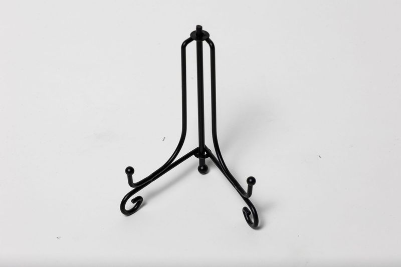 Compact Tabletop Display Easel