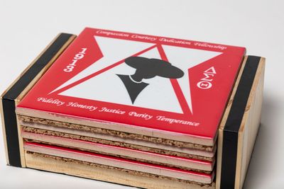 Distinguished Delta Lady Coaster Set Distinguished Delta Lady Coaster Set