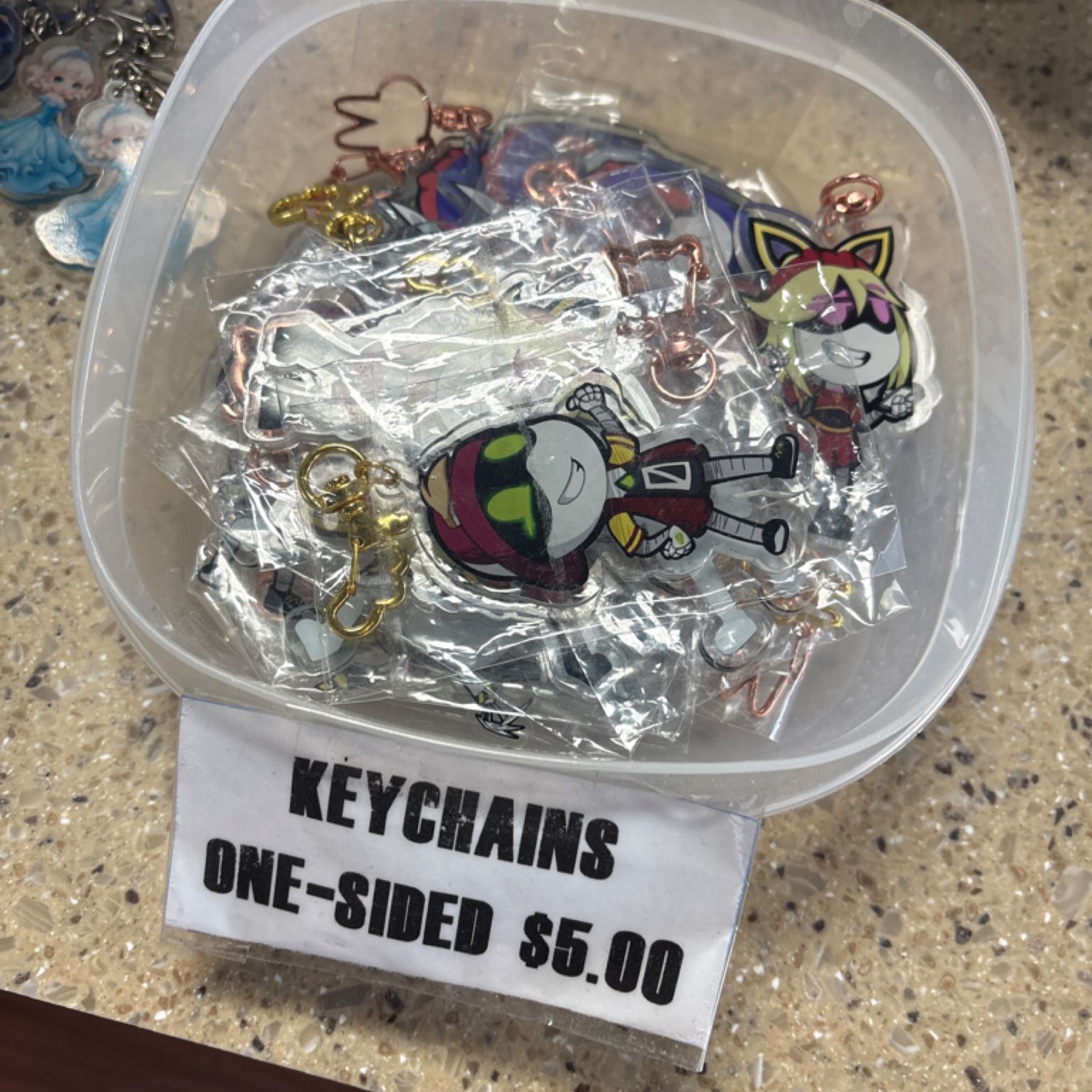 Krona 5 dollar keychains