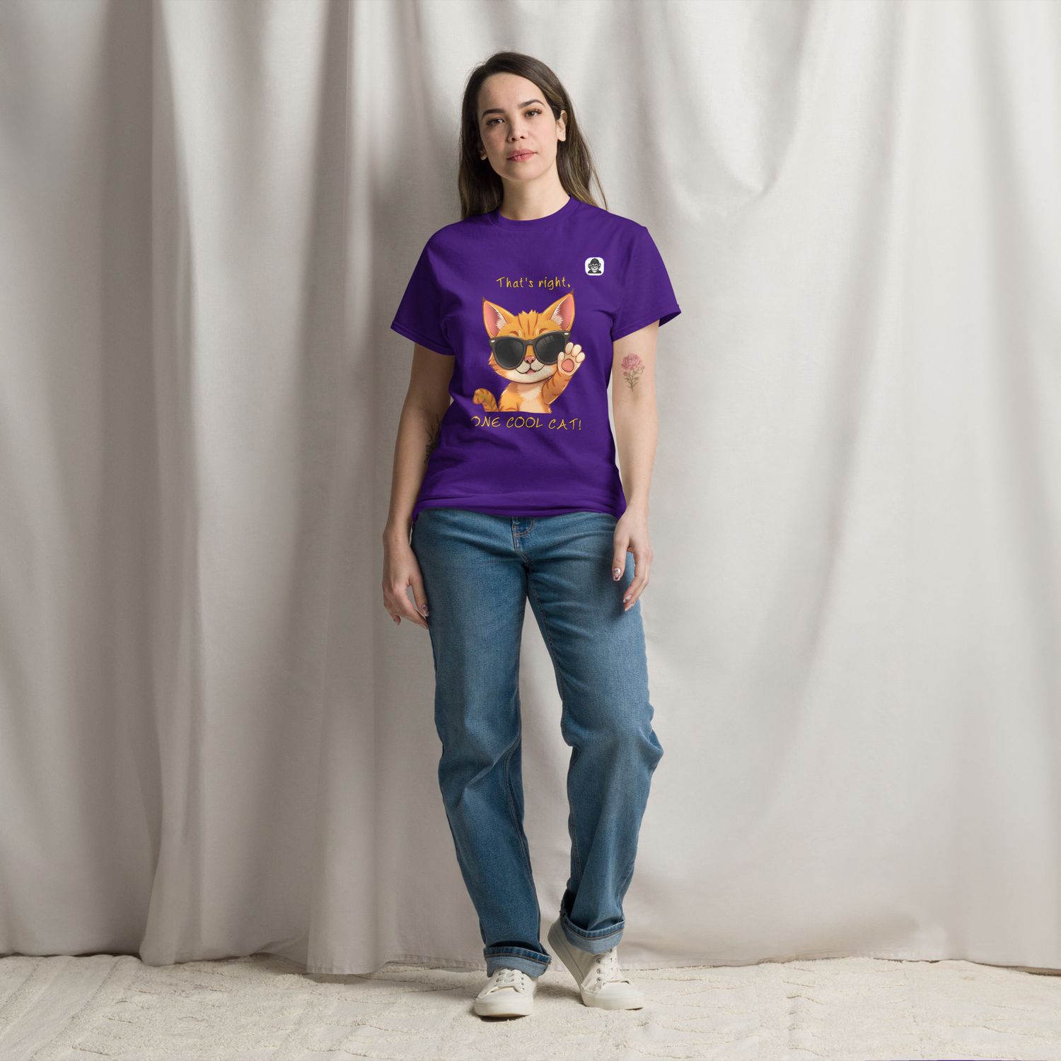 That&#39;s right, ONE COOL CAT! Unisex classic T-Shirt