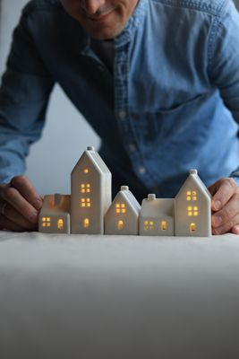 Porcelain Houses set of 5