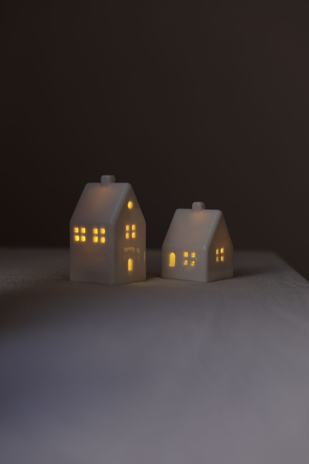 2 Porcelain Houses set #02