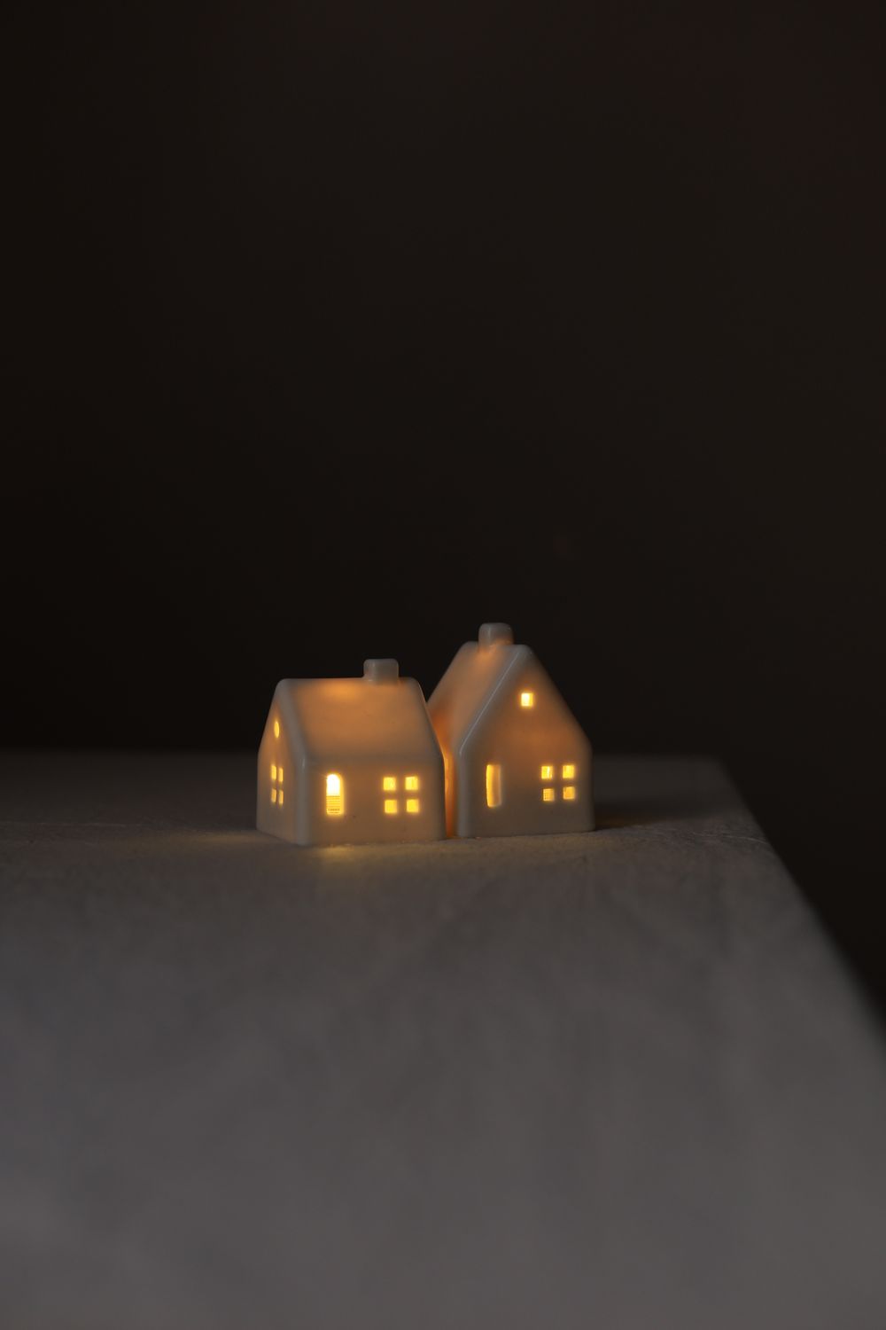 2 Porcelain Houses set #04
