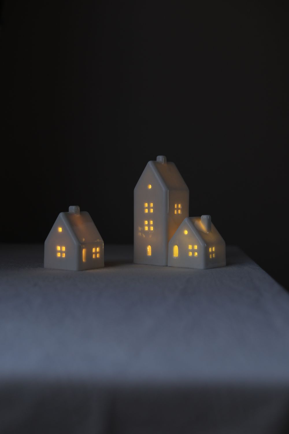 3 Porcelain Houses set #06