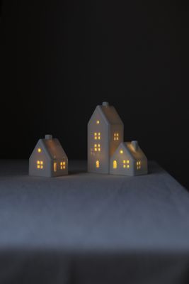 3 Porcelain Houses set #06