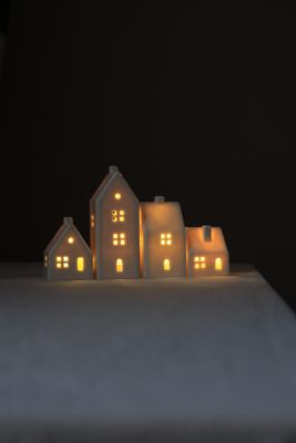 4 Porcelain Houses set #011