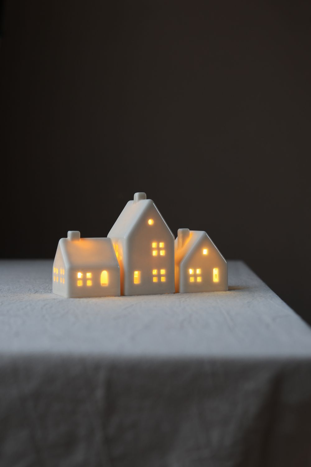 3 Porcelain Houses set #010