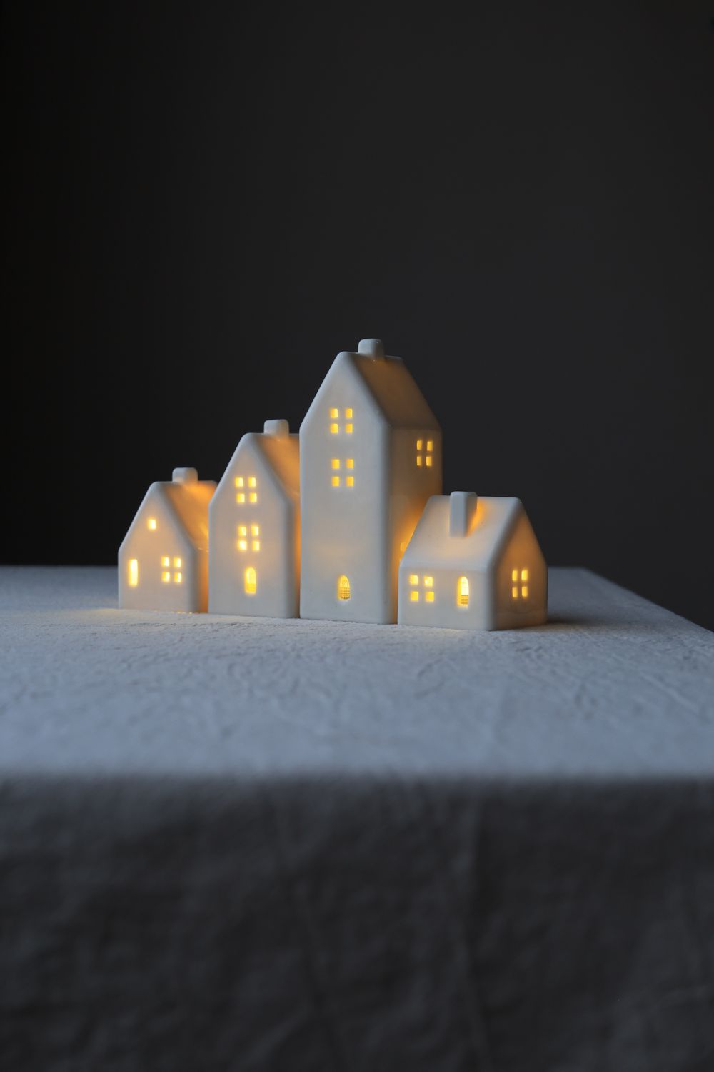 4 Porcelain Houses set #012