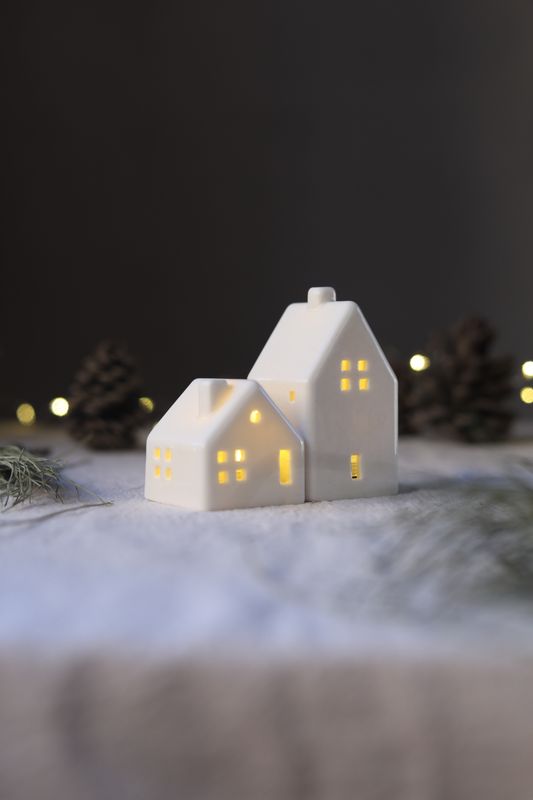 2 Porcelain Houses set #02