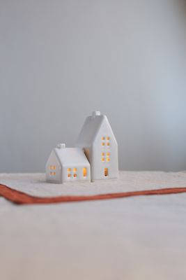 2 Ceramic Luminary Houses set #01