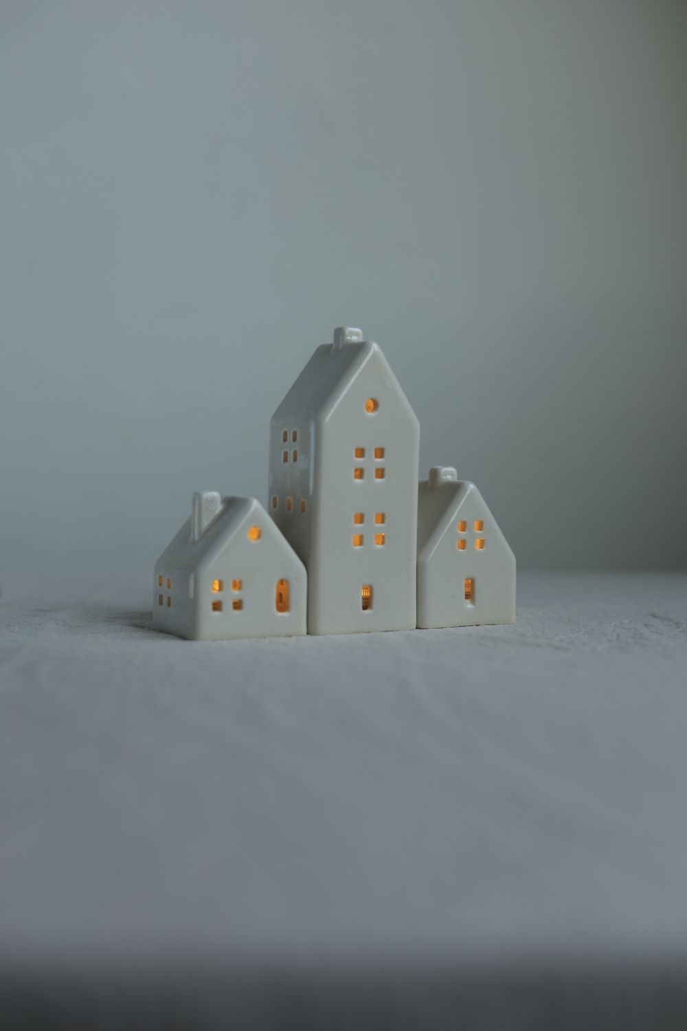 3 Ceramic Luminary Houses set #06