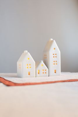 3 Ceramic Luminary Houses set #05
