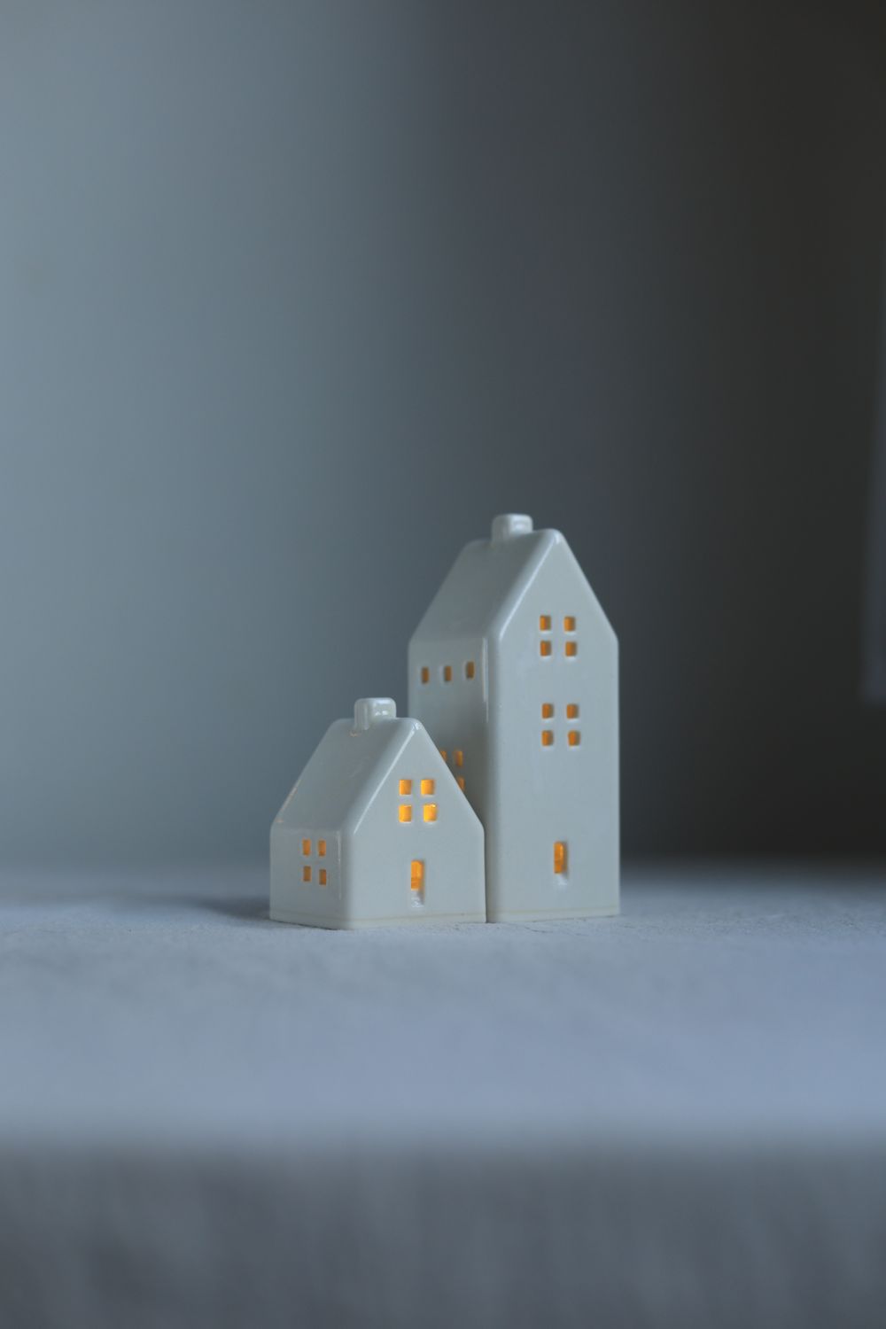 2 Ceramic Luminary Houses set #04