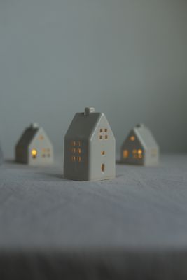 3 Ceramic Luminary Houses set #08