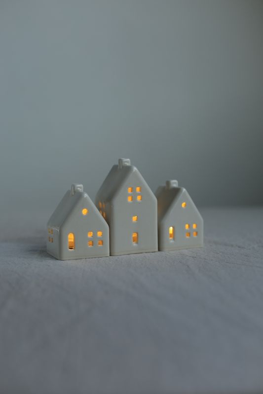 3 Ceramic Luminary Houses set #08