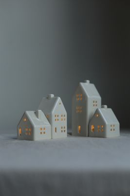 4 Ceramic Luminary Houses set #09