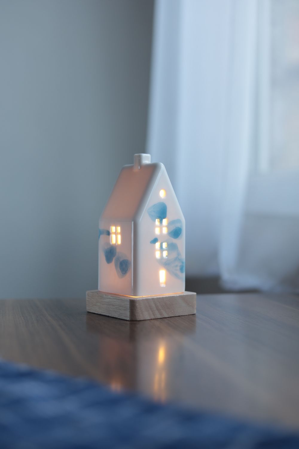 Big Porcelain Night Lamp #01
