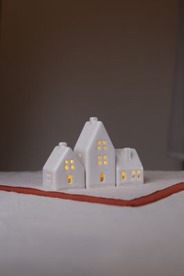 3 Ceramic Luminary Houses set #09