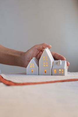3 Ceramic Luminary Houses set #09