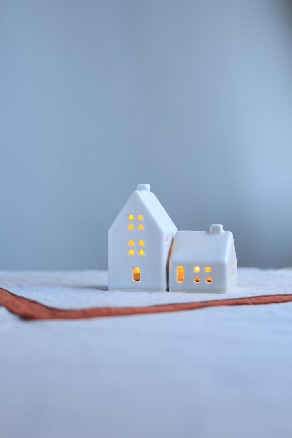 2 Ceramic Luminary Houses set #02