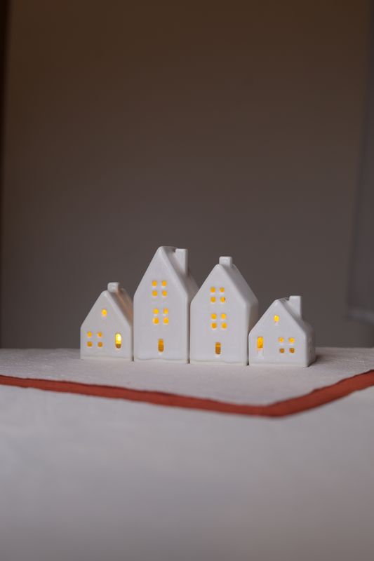 4 Ceramic Luminary Houses set #13